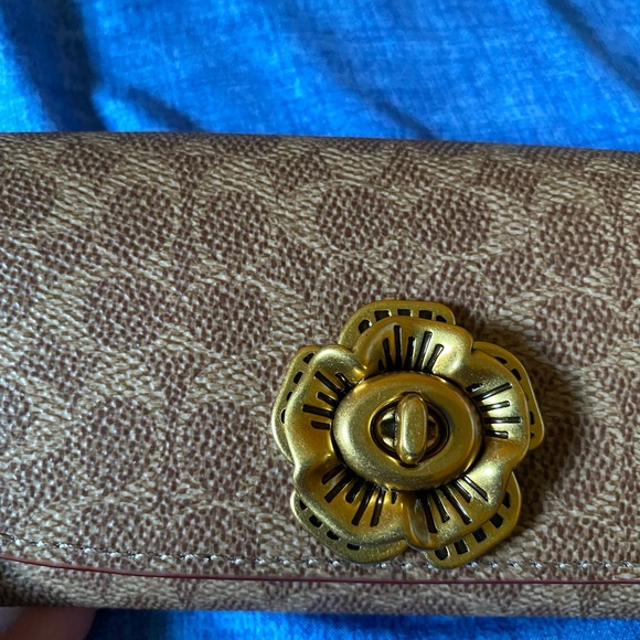 Coach sunglasses case - Picture 2 of 4